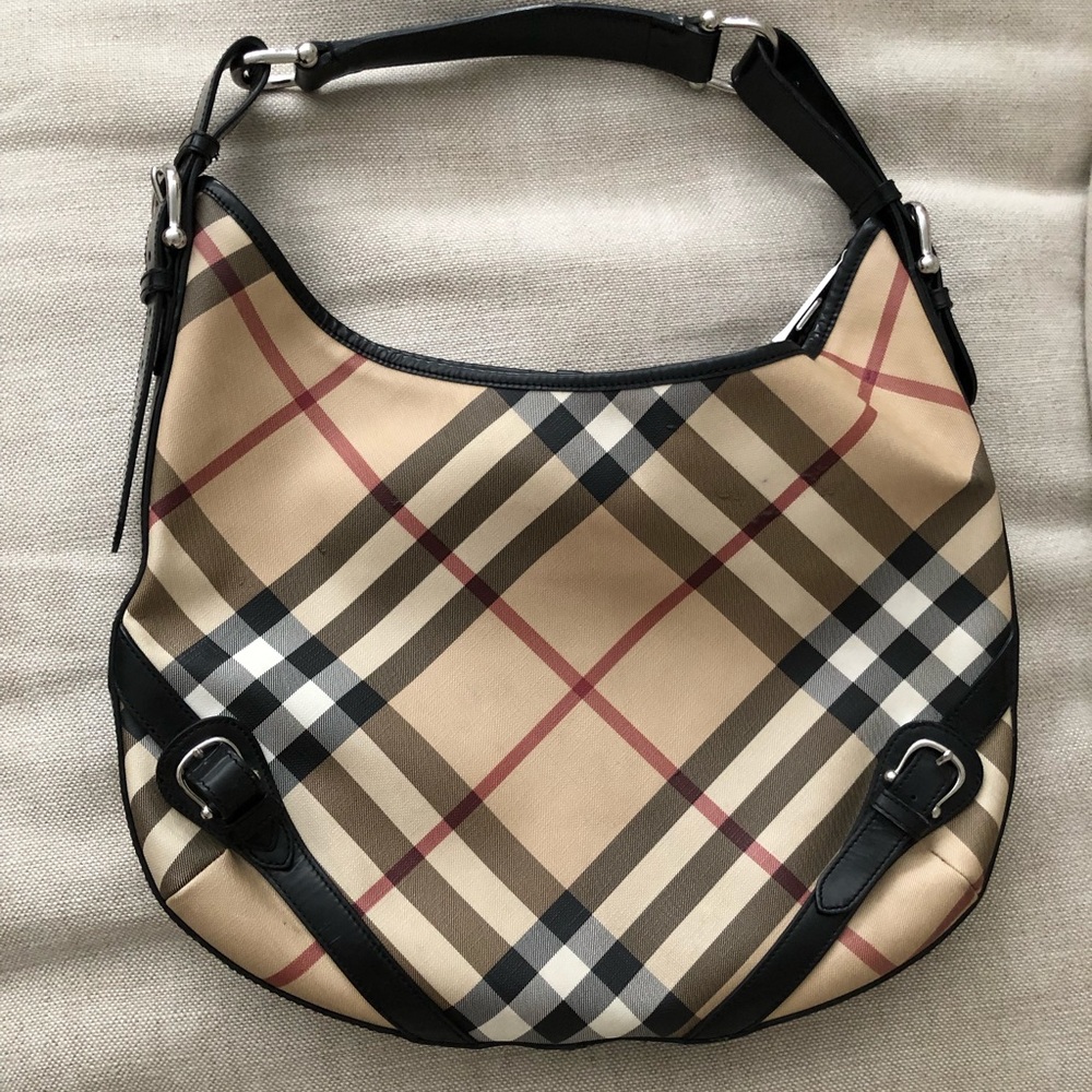 Vintage Burberry shoulder bag!